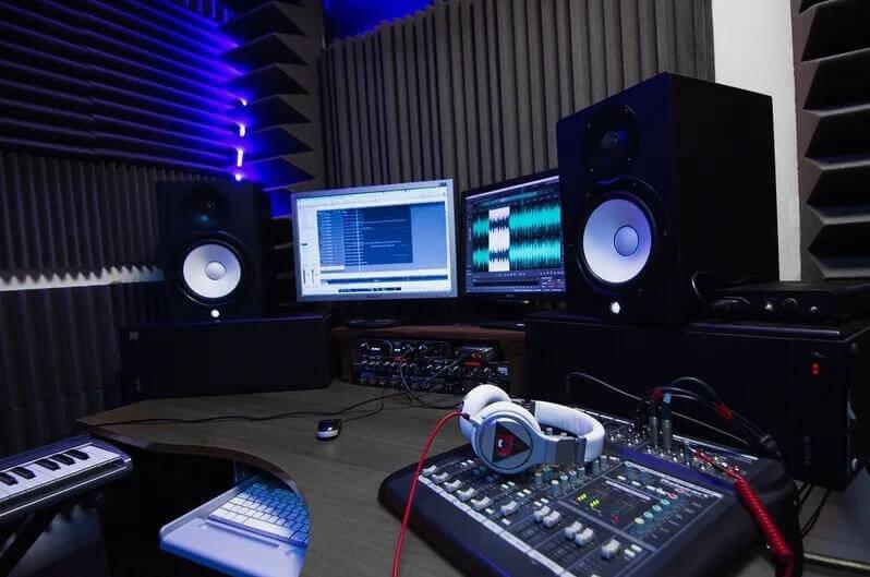 What You Need to Know About Mixing and Mastering - Basic Audio Editing Techniques